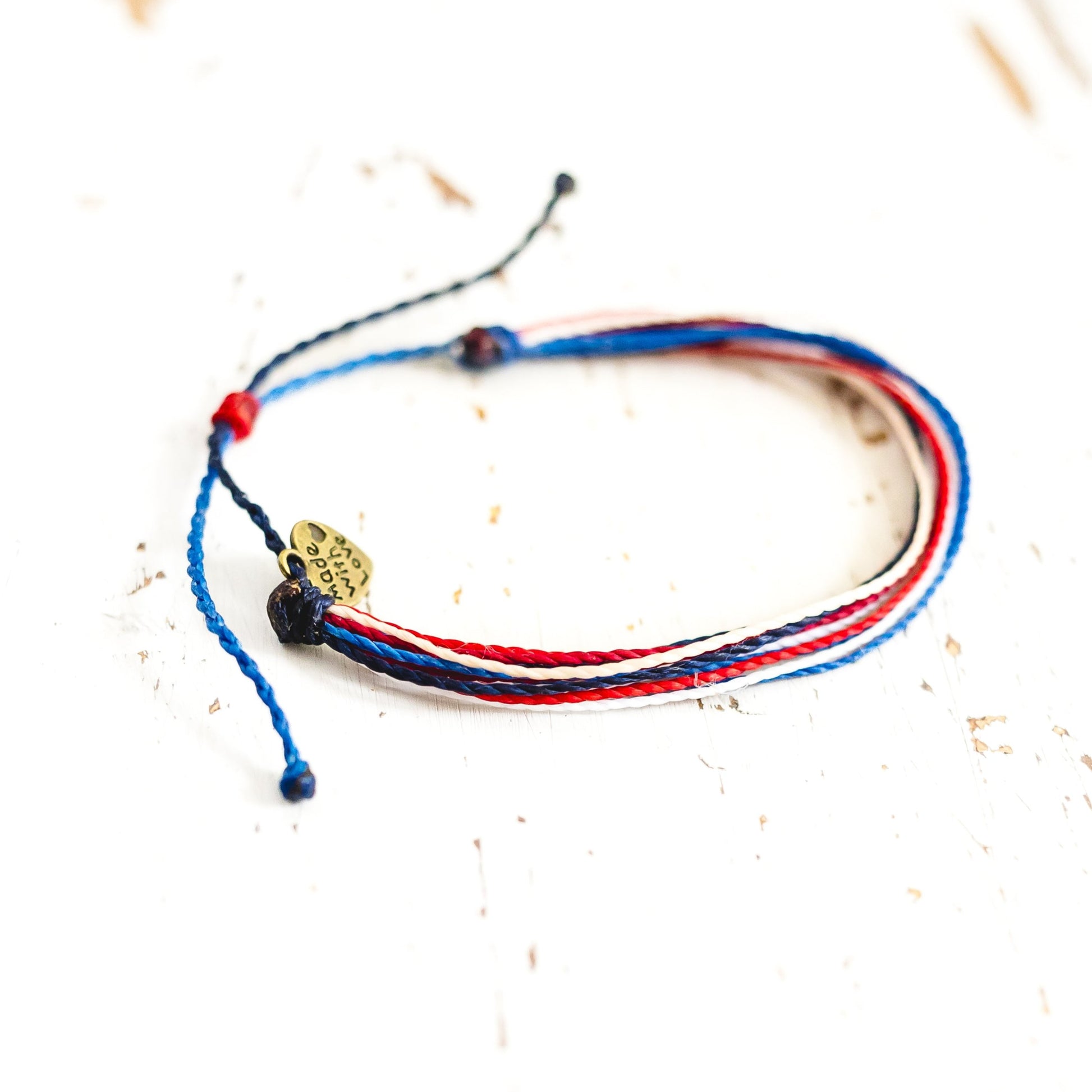 Bracelet | Americana - Timeless and Stylish Accessory