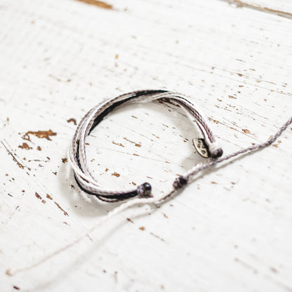 Bracelet | Salt and Pepper - Classic and Chic Design